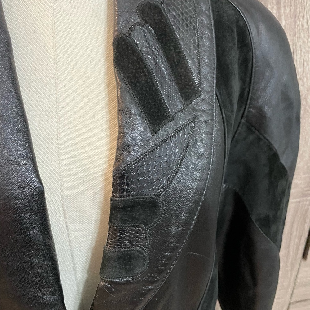 BOUTIQUE OF LEATHERS Vintage Black Aztec Design Genuine Leather Jacket. - Picture 5 of 15
